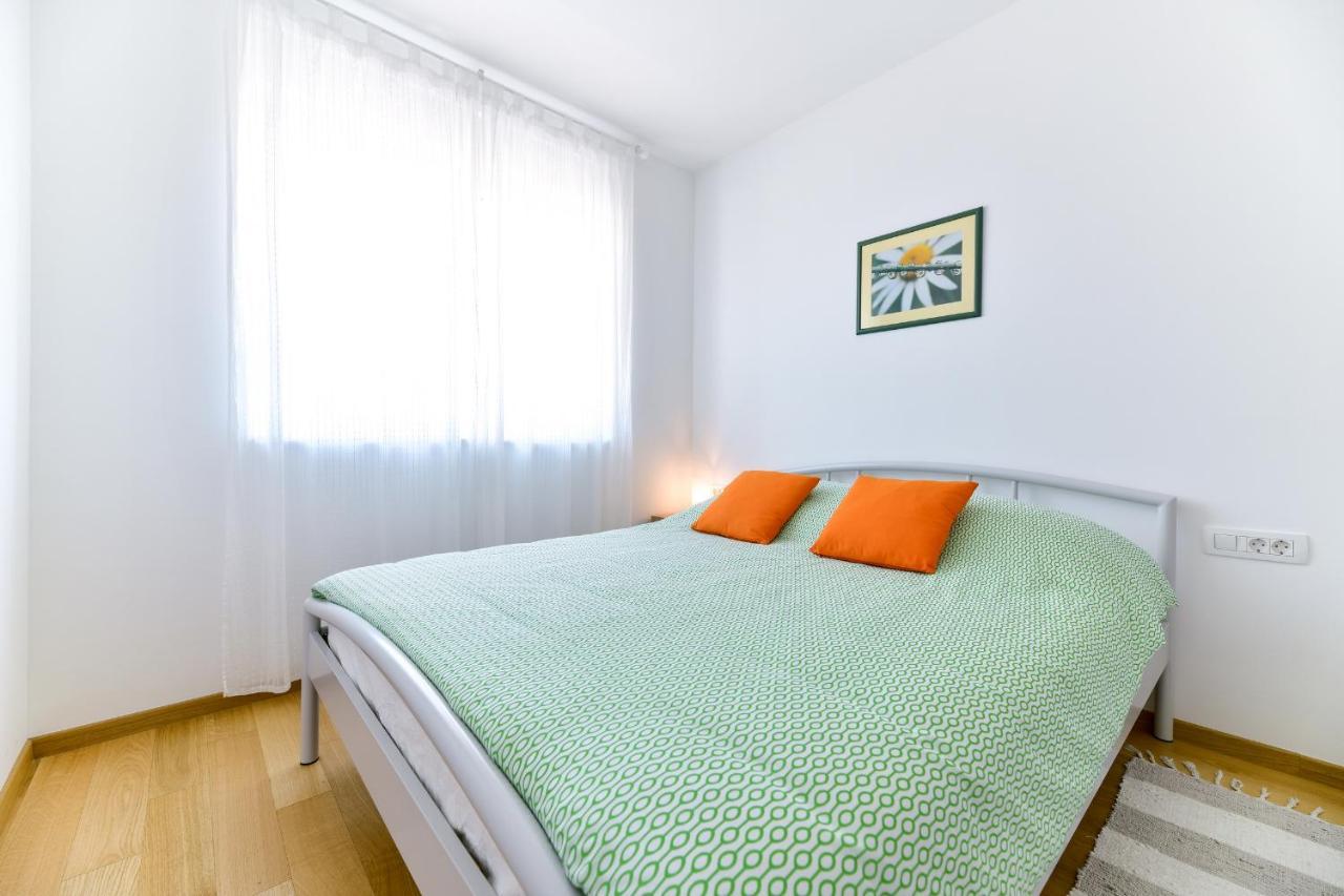 Ventula Apartment Zadar Bagian luar foto