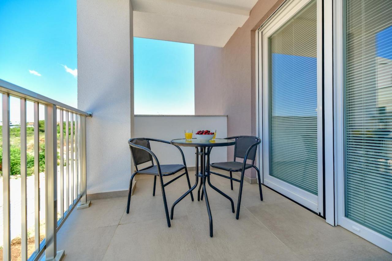 Ventula Apartment Zadar Bagian luar foto