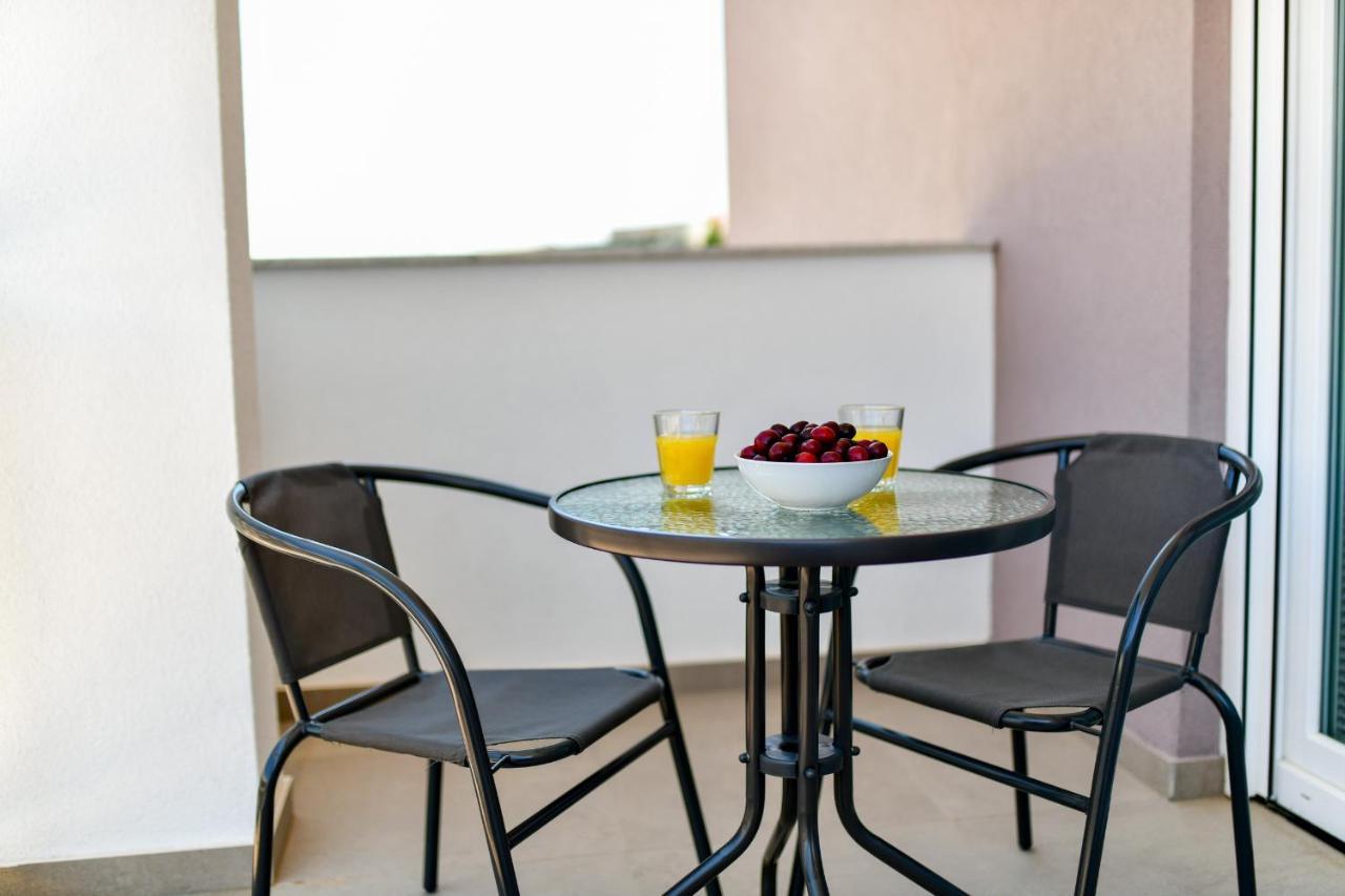 Ventula Apartment Zadar Bagian luar foto